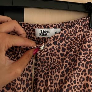 Tiger mist cheetah pants! Size small! Worn once, cute cargo details
